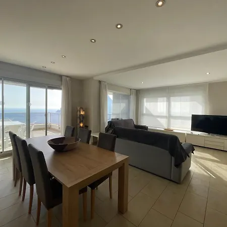 Entremares - Grupo Antonio Perles *